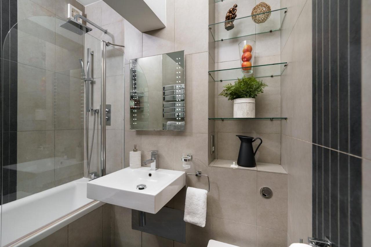 2 Bedr, 3 Beds, 1 Bath Thames, Trafalgar Sq Londres Extérieur photo