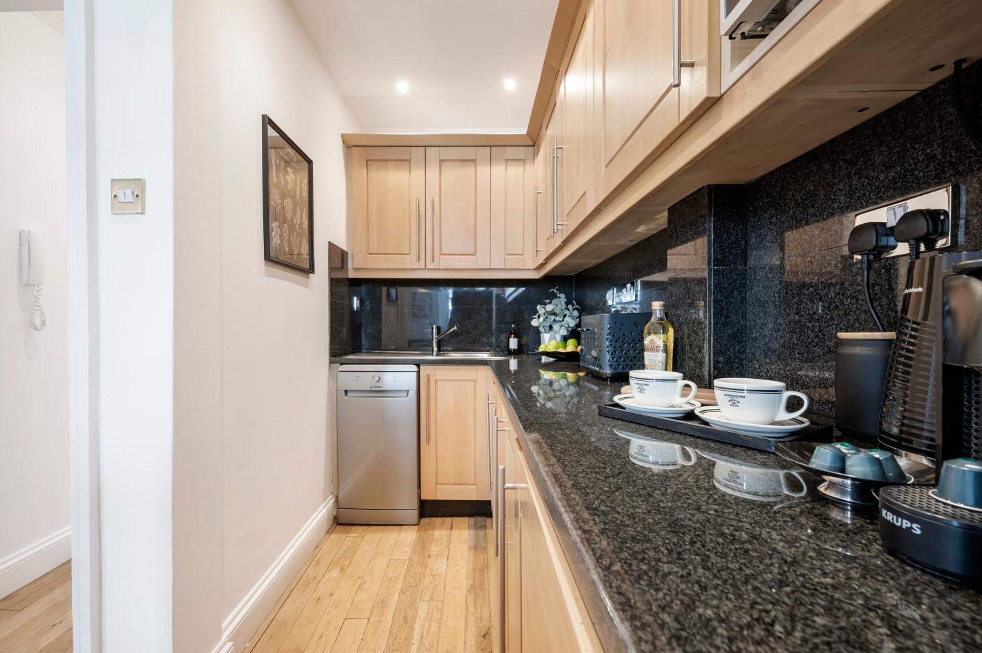 2 Bedr, 3 Beds, 1 Bath Thames, Trafalgar Sq Londres Extérieur photo