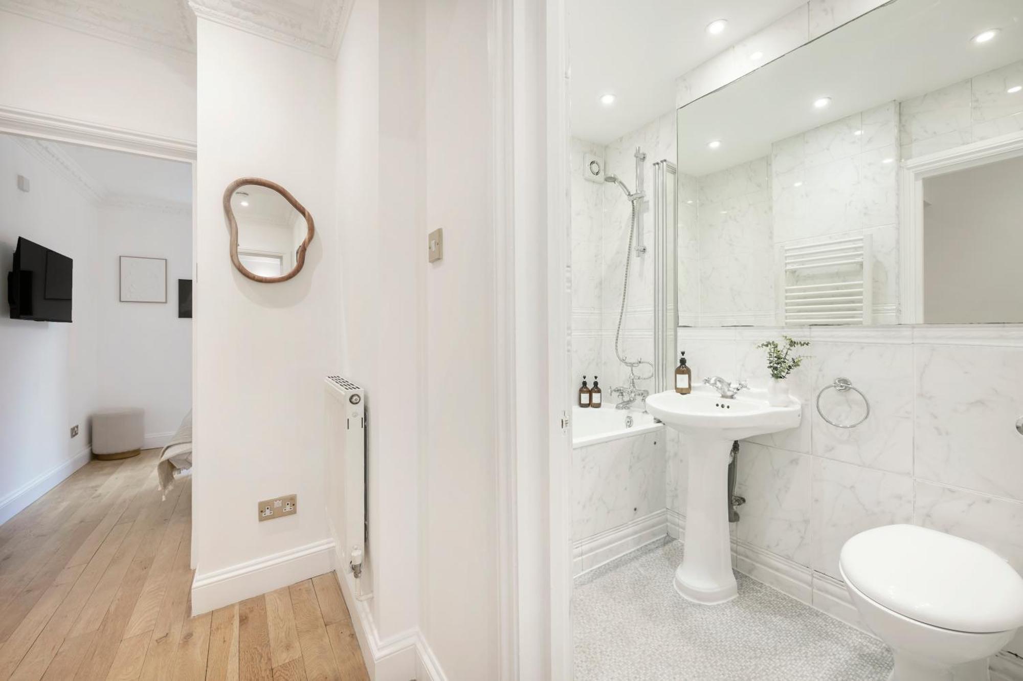 2 Bedr, 3 Beds, 1 Bath Thames, Trafalgar Sq Londres Extérieur photo